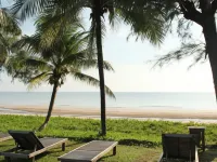 Chivaree Hotel and Resort Hotels in Tha Mai District