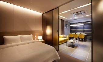 Osong H Hotel Sejong City