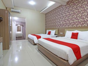 RedDoorz Near Jogja City Mall