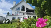 La Dolce Vita - Home Away from Home