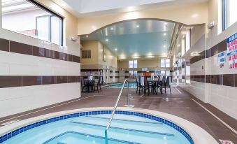 Comfort Inn & Suites University South