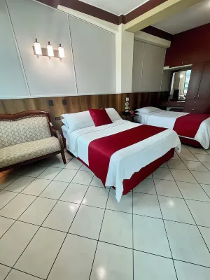 House Center Hotels in 