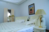 Kerawud International Hotel Отели рядом с достопримечательностью «Ауаса»