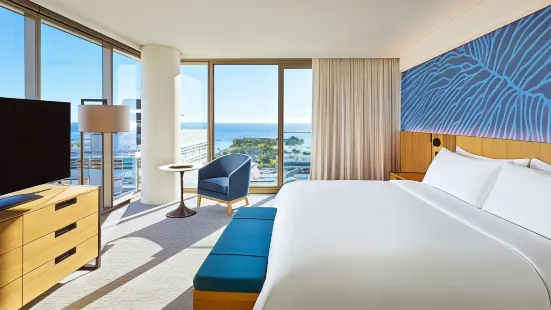 Renaissance Honolulu Hotel & Spa