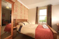 Cuffern Manor Hotels near Pembrokeshire College