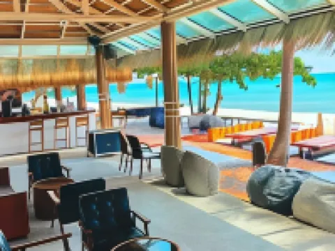 โรงแรมวิลล่า อ่าวขนอม บีชฟร้อนท์ โรงแรมในอำเภอ ขนอม