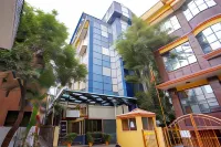 FabHotel Savi Inn - Nr Mantri Square Mall Hotels in Sheshadripuram