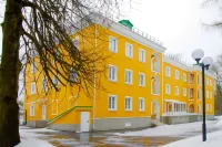 Усадьба Горки Отели рядом с достопримечательностью «Дом Наркомфина»