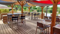 Logis hôtel Restaurant le Clos Saint Loup فنادق في Villespy