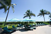 Tides Apt on Hollywood Beach