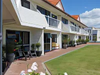 Harbour View Motel on Ahuriri Beach in Napier NZ with Sea View Suites