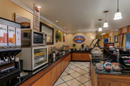 Baymont by Wyndham Gainesville I-75 Hoteles en Gainesville