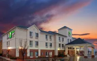 Holiday Inn Express & Suites Kansas City-Liberty (Hwy 152) Hotels in Chouteau Township