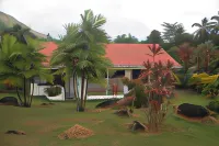 Daniella's Bungalows Hotels near Anse Major Trail