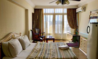 Alexander The Great Hotel