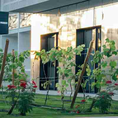 Holiday Inn Bordeaux-Merignac Hotel Exterior