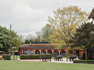 Greenwoods Hotel & Spa