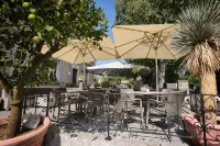 Gasthof National Hotels in Langendorf