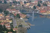 Hotel Stazione Sul Lago di Iseo Hôtels à : Paratico