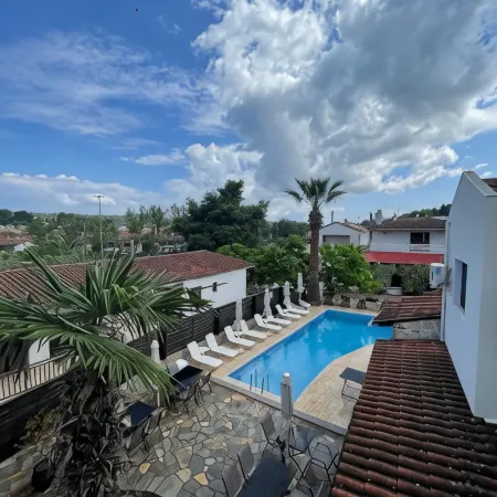Samel Hotel