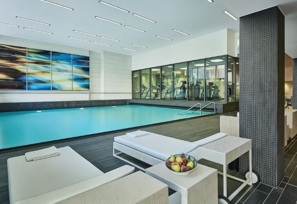 Pullman Berlin Schweizerhof Hotel Over view