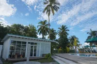 Equator Village Maldives - Beach