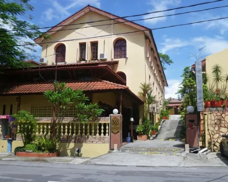 Anggerik Lodging Hotels in Gelugor