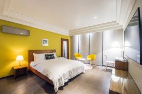 Soho Hotel Airport