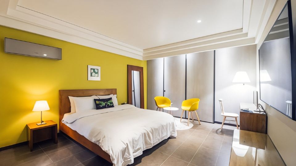 Soho Hotel Airport