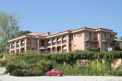 Albergo Ristorante San Biagio Отели в г. 