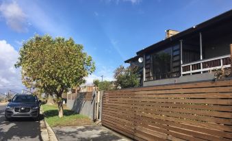 A' Queenslin Guesthouse