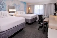 Courtyard Milwaukee North/Brown Deer Hotels in Glendale