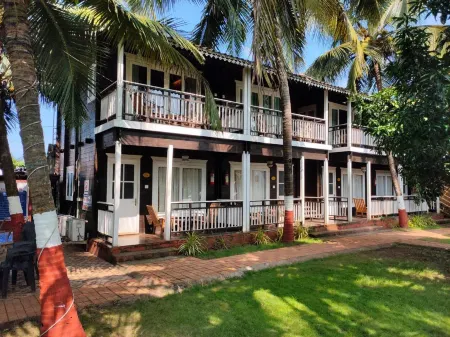 Casa Seaesta Beach Cottages and Suites