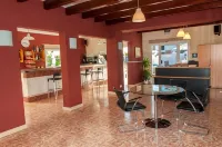 Hotel Madrid Hotels in Cala Blanca