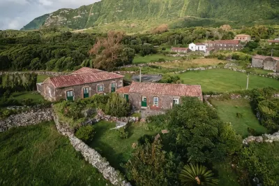 Aldeia da Cuada Các khách sạn ở 