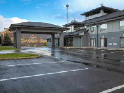 Days Inn by Wyndham Barrie Hotels in Barrie