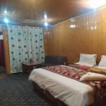 Roseland Cottage , Gulmarg