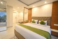 Montclair Ananta Elite Solan