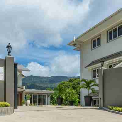 Summer Sand Holiday Apartments Hotel Exterior
