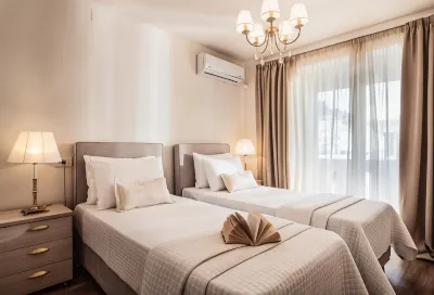 Maison Downtown Luxury Apartments!