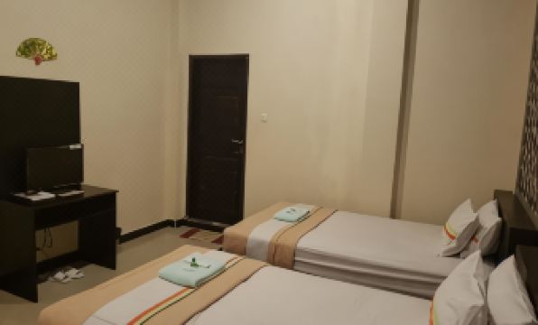 Jaya Phita Guest House - Housity