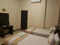 Jaya Phita Guest House Hotels in Oesapa Selatan