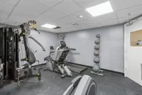 Tropic Sun Towers - Gym