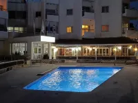Boronia Hotel Apartments - Ocean View