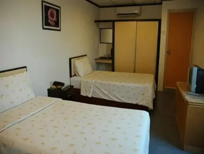 TS Hotel - Taman Rinting