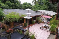 Oui Kaew Homestay Hotels in 