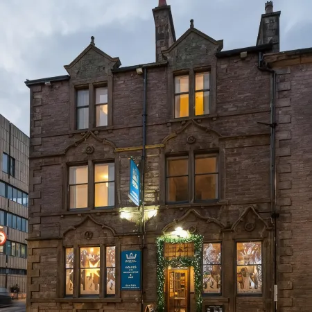 The Royal Hotel and Bar