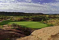 Beautiful Condo close to Zions: Weekly Discount Hotels in Washington