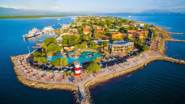 Relax at Pier Sands Casita#1, Min Walk From Beach!