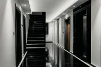 Ceneviz Suit Hotel